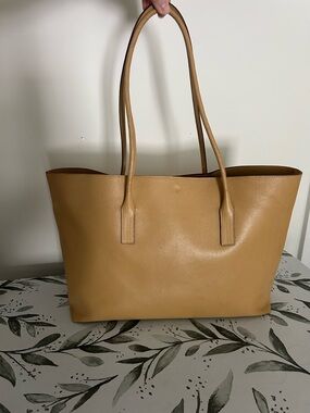 Authentic Vintage Prada Vitello Chic tote bag  Saffiano Leather